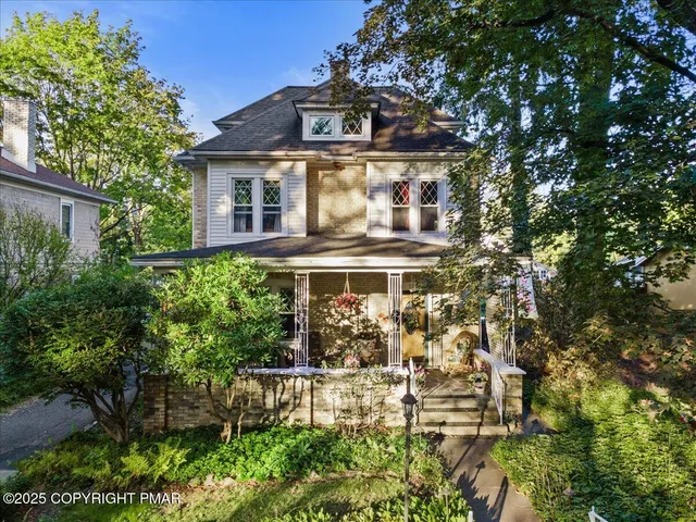 $489,800 | 52 South Green Street, East Stroudsburg, PA 18301