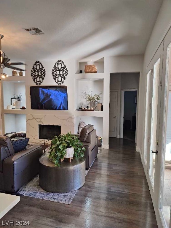 2045 Foxfire Court Henderson, NV 89012 - Photo 13 of 52