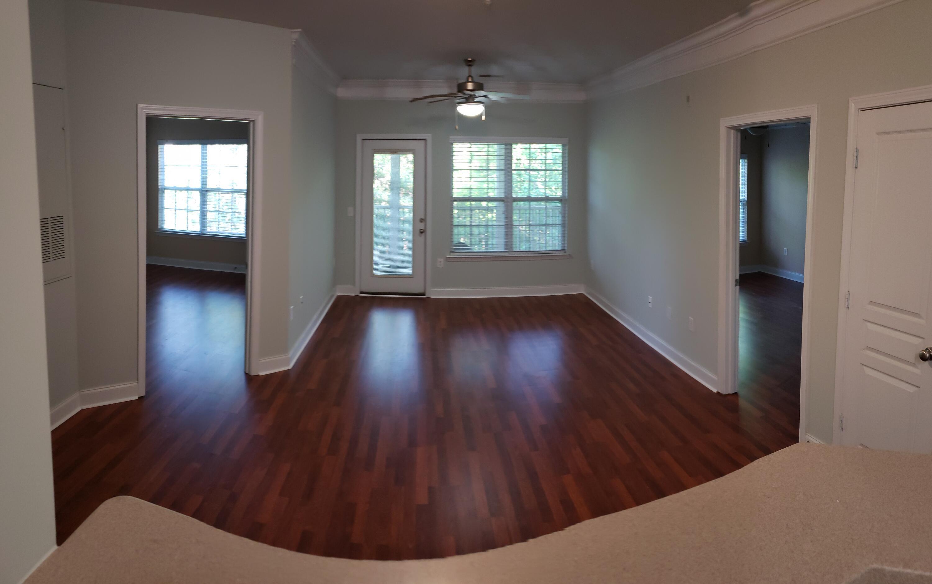 1321 Basildon Road, Unit W/GARAGE Mount Pleasant, SC 29466 - Photo 8 of 12 Breakfast bar