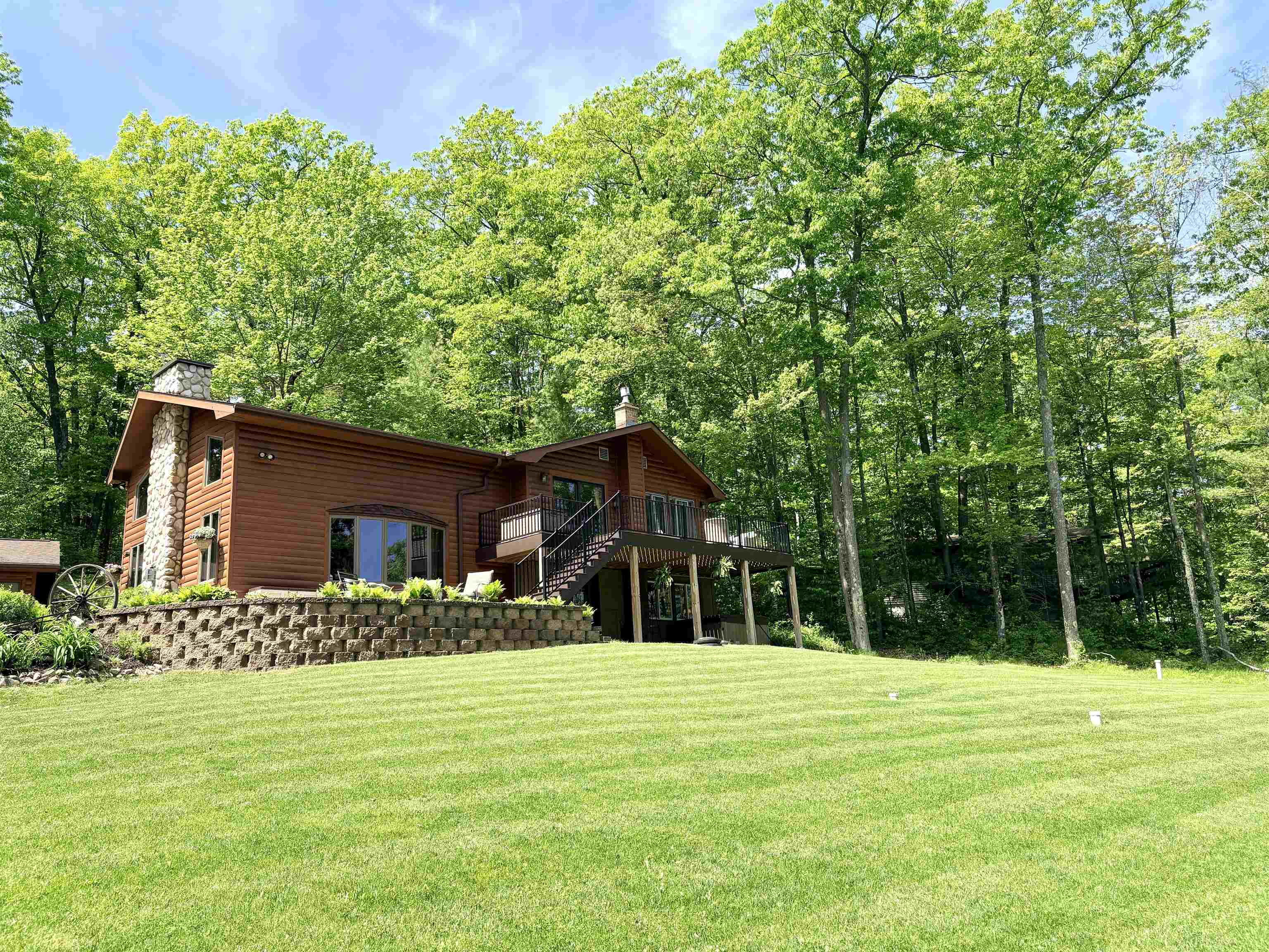 7136 Somo Lane Rhinelander, WI 54501 - Photo 1 of 45