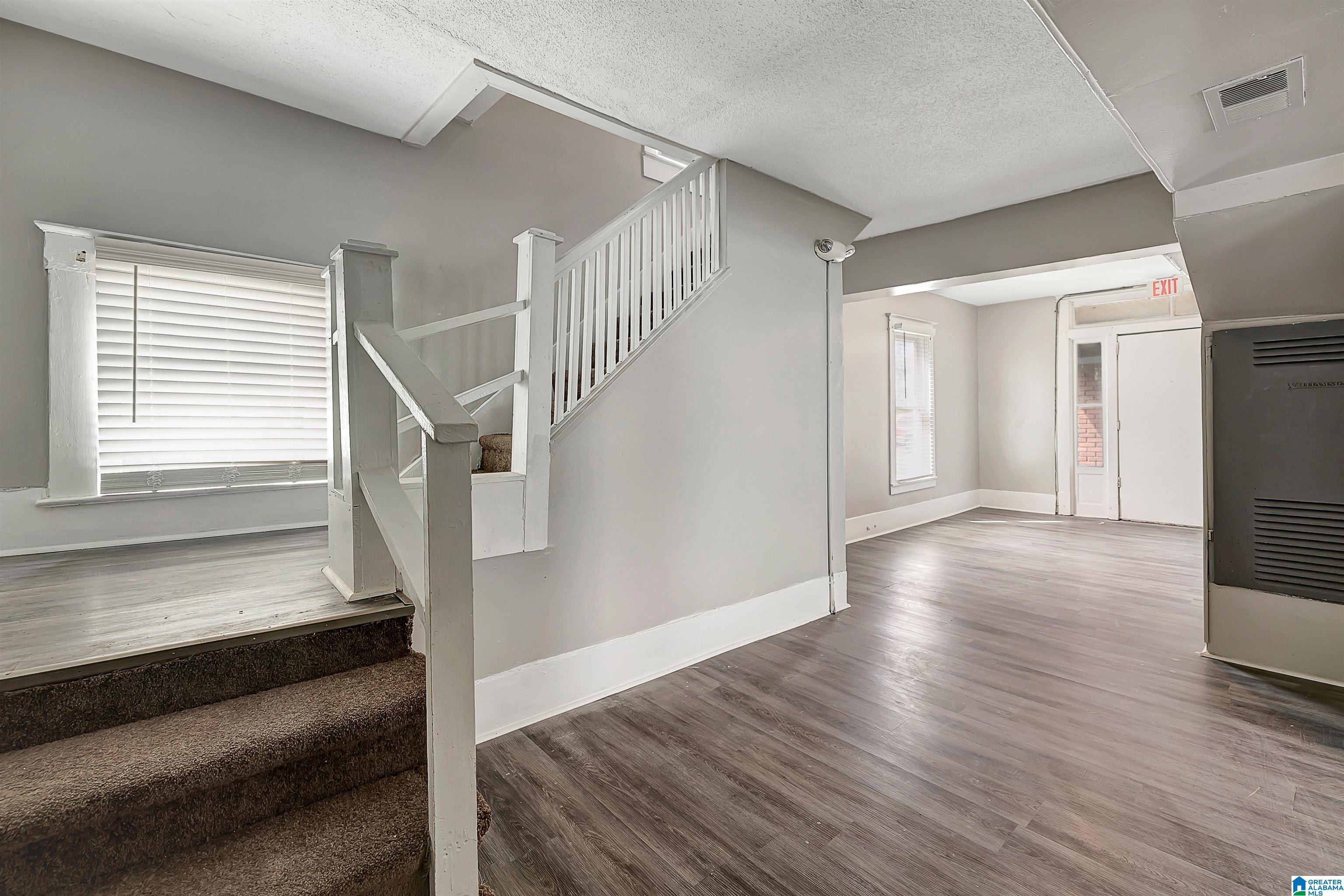1811 29th Street Southwest Birmingham, AL 35208 - Photo 4 of 24