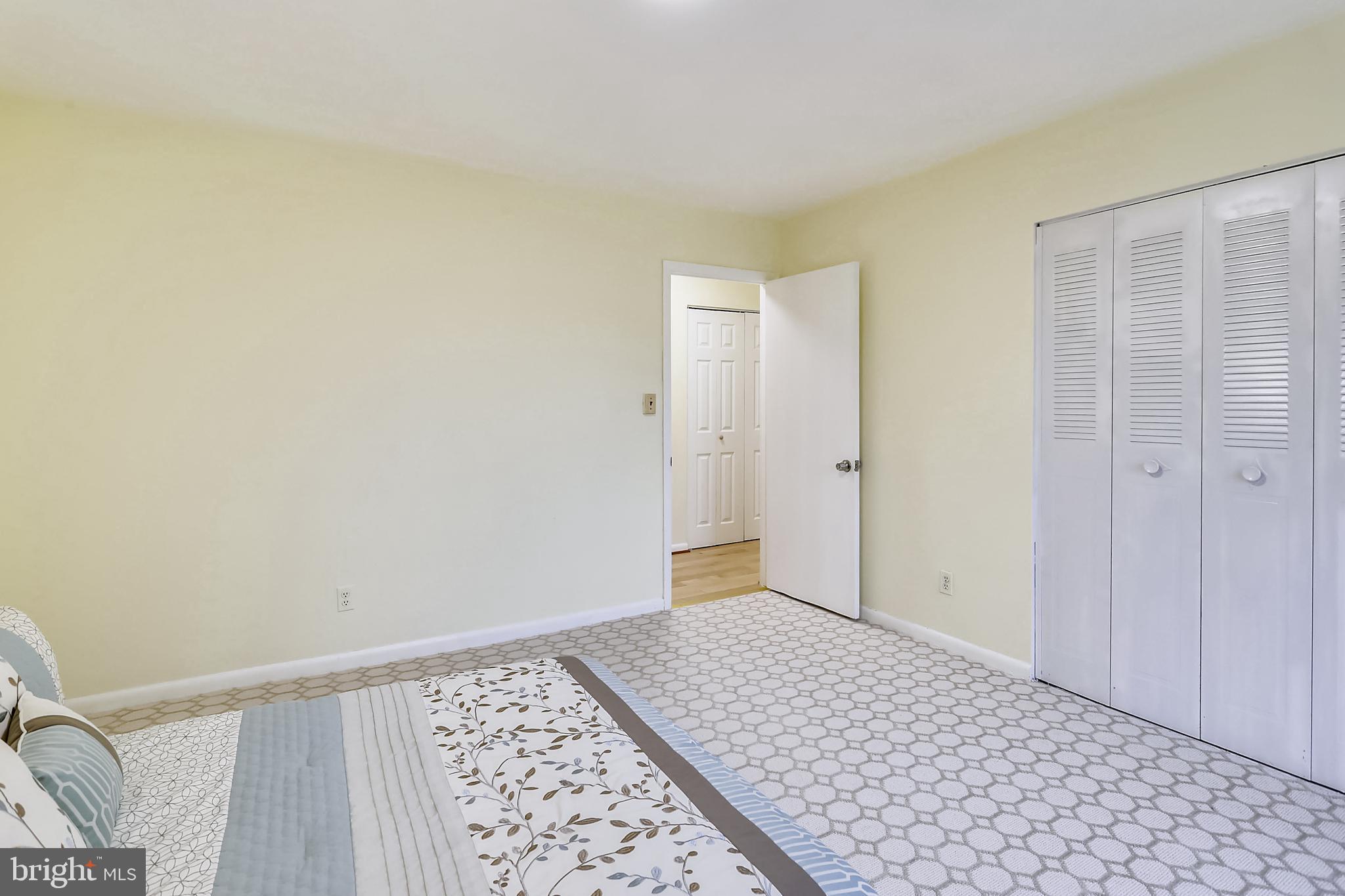 614 Sligo Avenue, Unit 207 Silver Spring, MD 20910 - Photo 25 of 32 Great Closet Space in Bedroom 2
