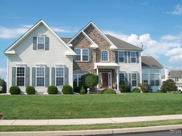 19 Lower Way Road Easton, PA 18045 - Photo 1 of 27 Gallery Image 1