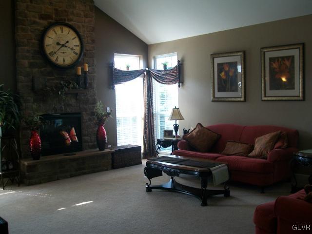 19 Lower Way Road Easton, PA 18045 - Photo 4 of 27 Gallery Image 4