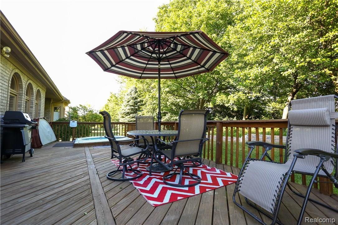 4700 Rambling Court Troy, MI 48098 - Photo 42 of 49 Rambling Ct-41.jpg