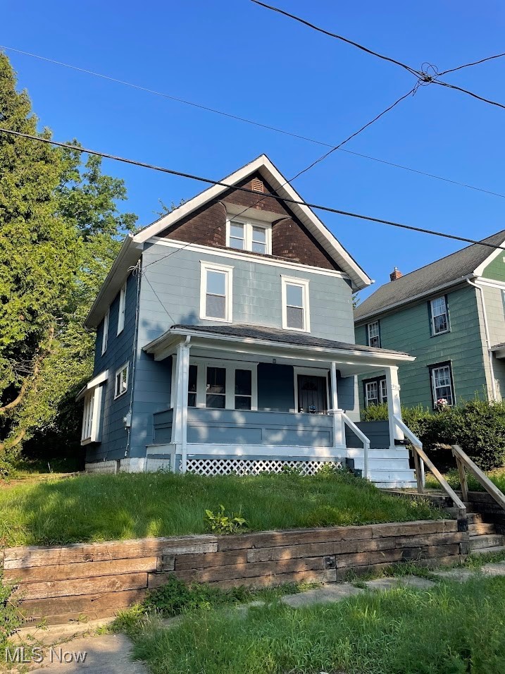 950 Avon Street Akron, OH 44310 - Photo 1 of 15 View of front of property with a porch
