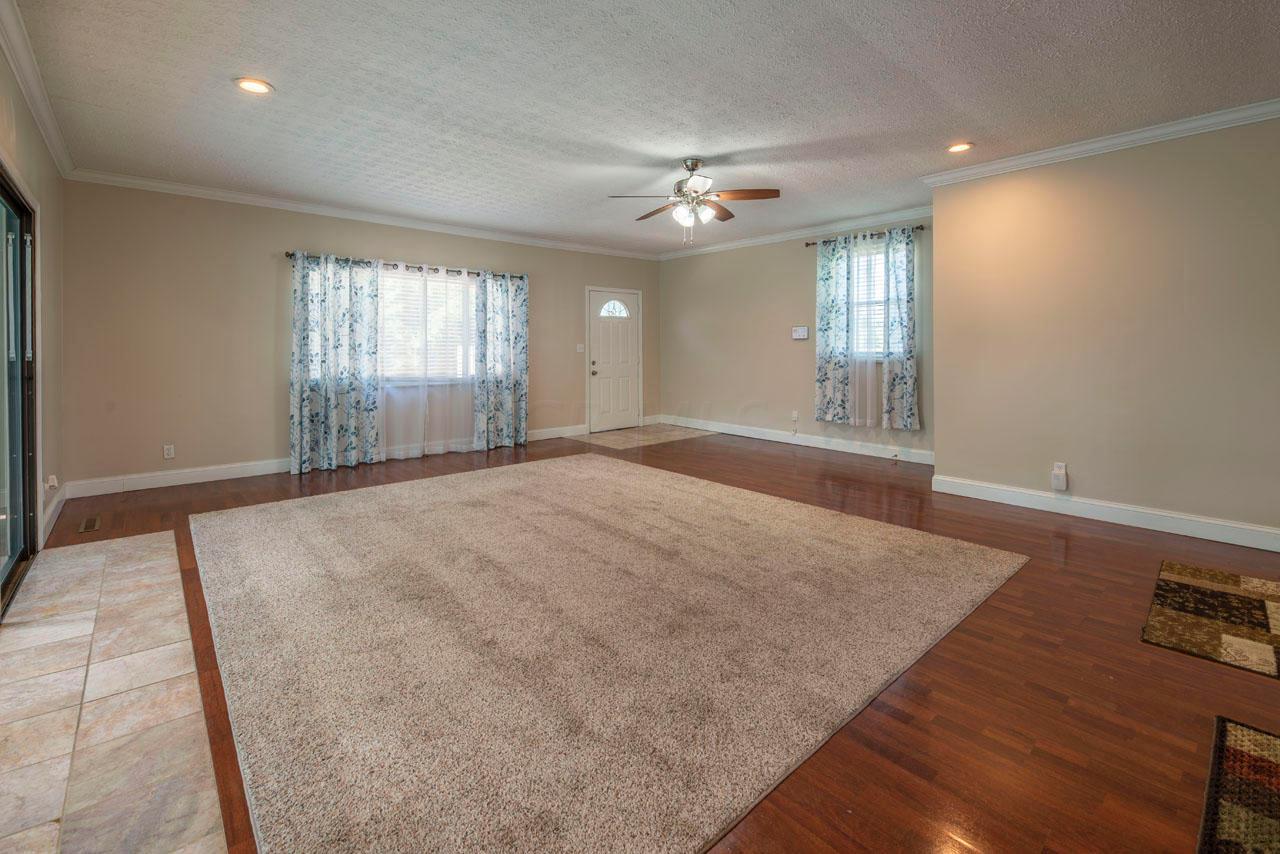 4265 Trabue Road Columbus, OH 43204 - Photo 5 of 37