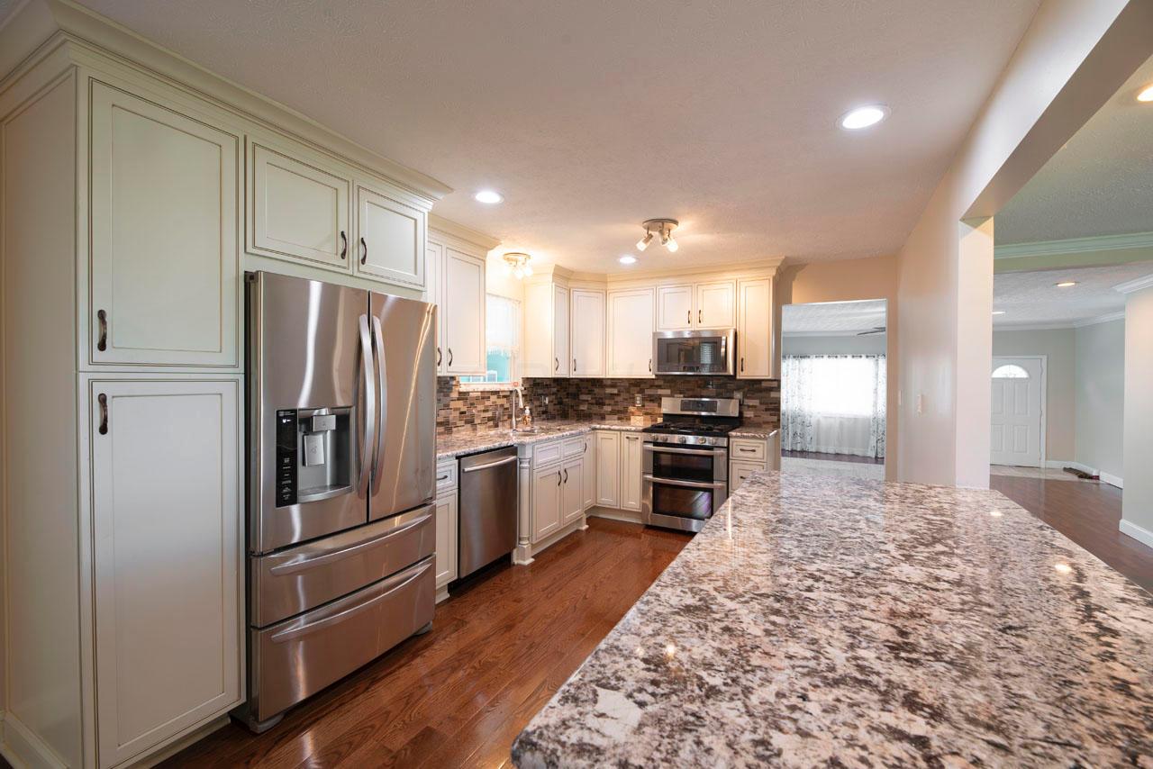 4265 Trabue Road Columbus, OH 43204 - Photo 9 of 37