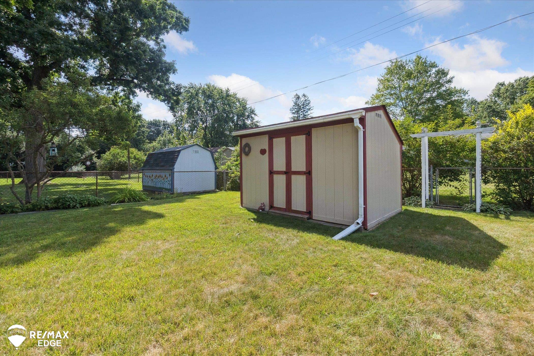 1425 West Judd Road Flint, MI 48507 - Photo 38 of 38 50185017-a7c77776-6603-4e7f-9130-ec6d4369619b.JPG