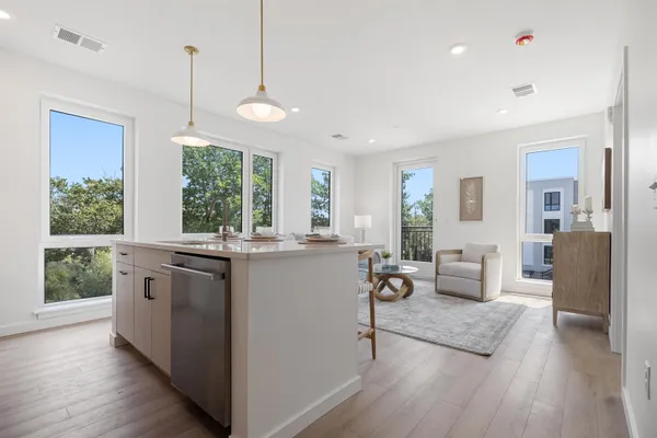 $629,900 | 80 Constitution Avenue, Unit 211, Portsmouth, NH 03801