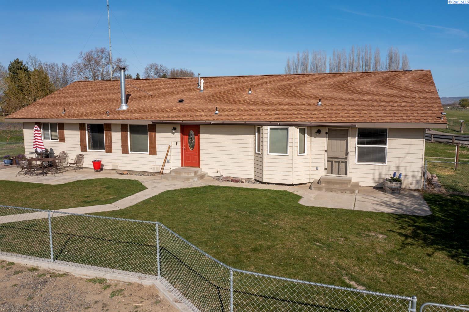 4004 Hicks Road Grandview, WA 98930 - Photo 22 of 30 Gallery Image 22