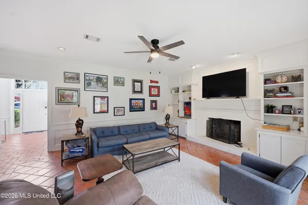 $318,000 | 1036 Newland Street, Jackson, MS 39211