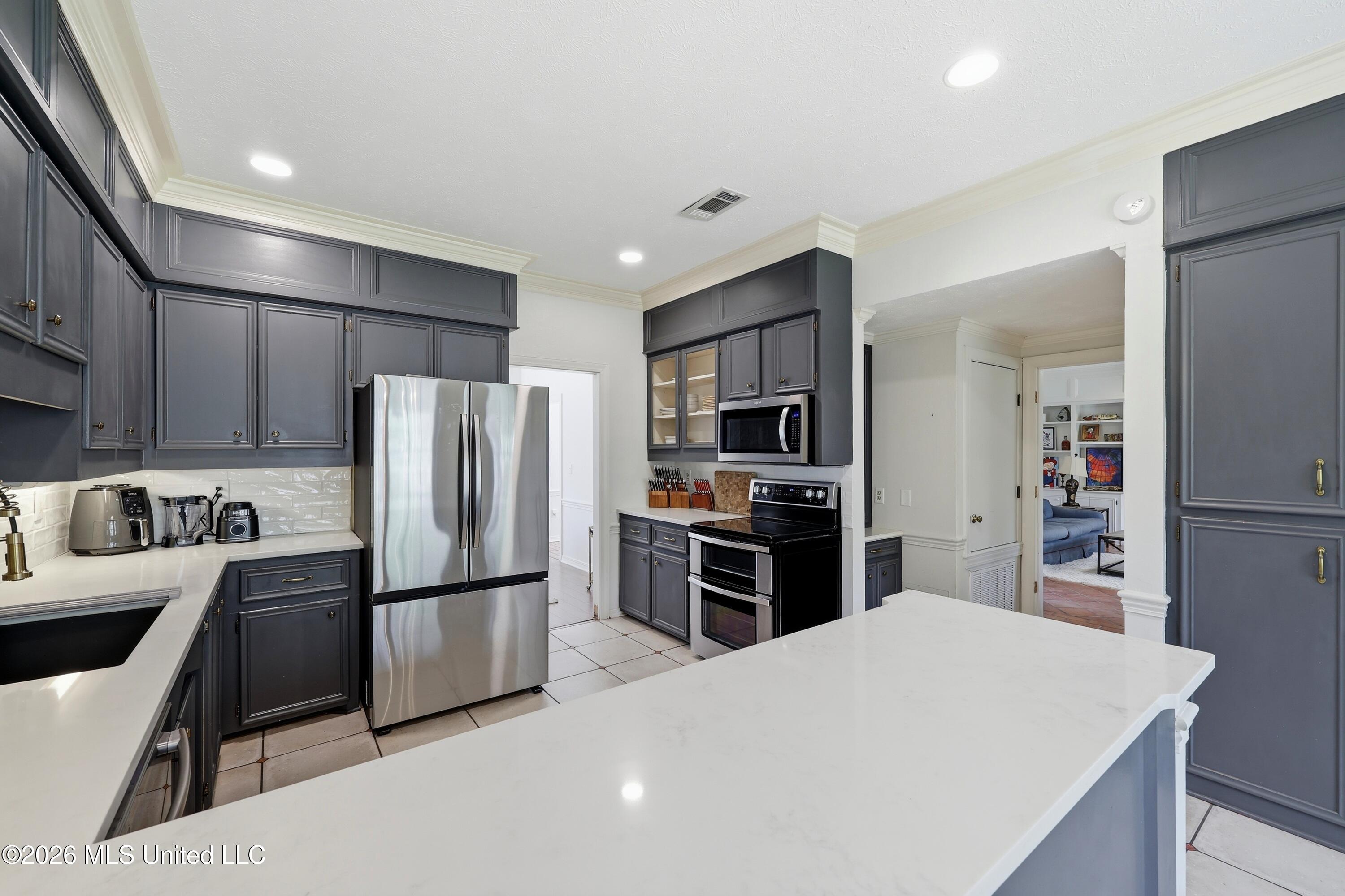 1036 Newland Street Jackson, MS 39211 - Photo 5 of 8 12-1036 Newland St _ Home Tours MS