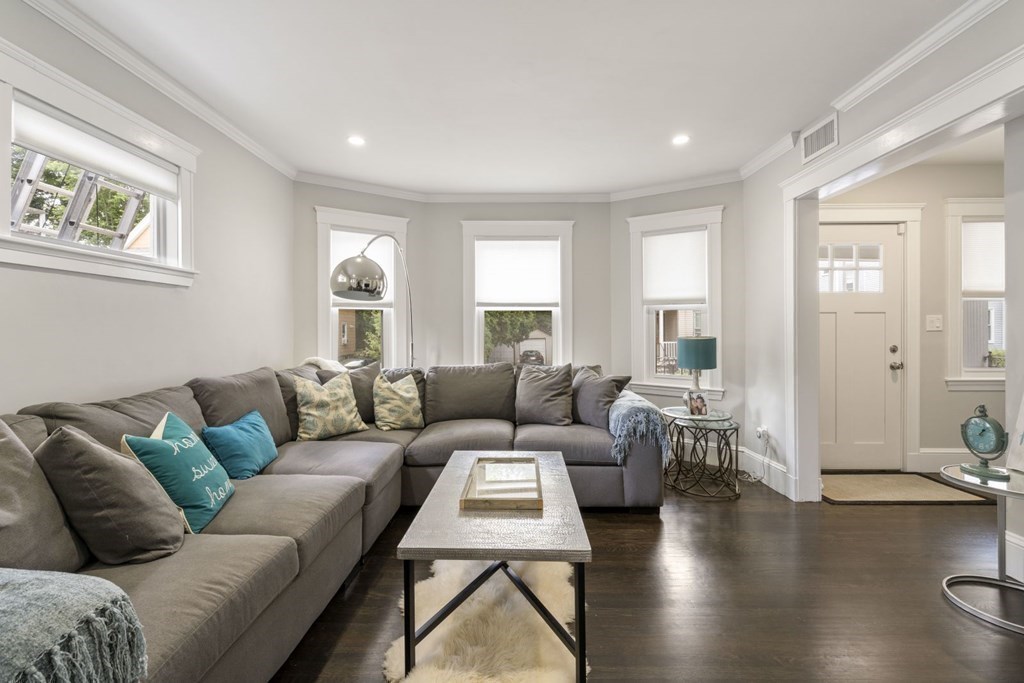 15-17 Sheffield Road, Unit 1 Boston, MA 02131 - Photo 5 of 22 Gallery Image 5