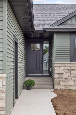 $499,900 | N5200 732nd Street, Ellsworth, WI 54011