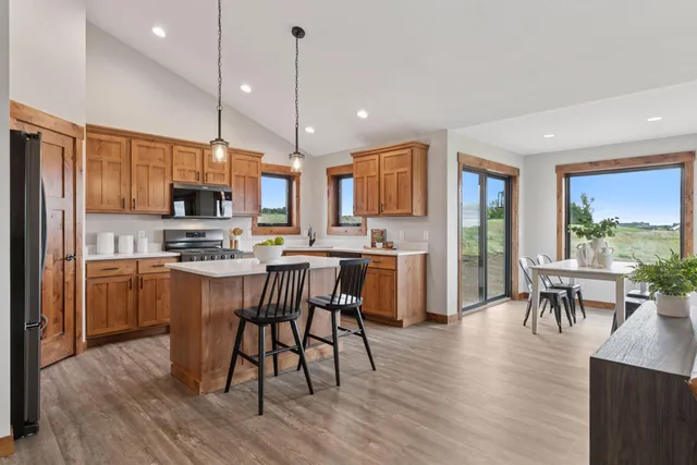 $499,900 | N5200 732nd Street, Ellsworth, WI 54011