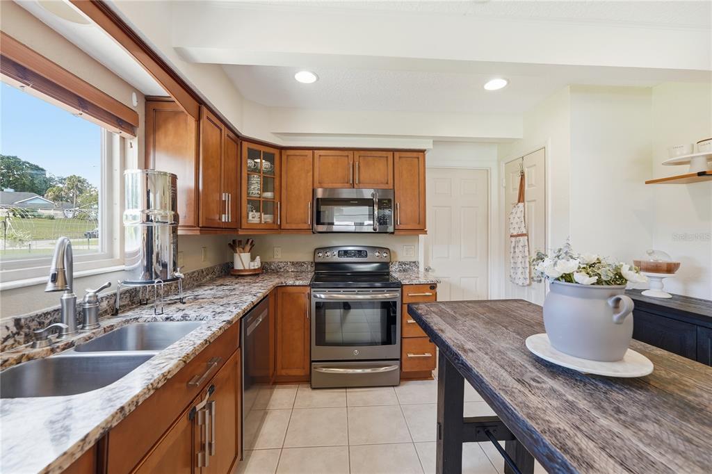 2722 Ingeborg Court Windermere, FL 34786 - Photo 16 of 53