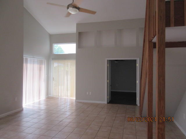 404 Adam Street Northwest Fort Walton Beach, FL 32548 - Photo 10 of 25 an empty room with windows and closet