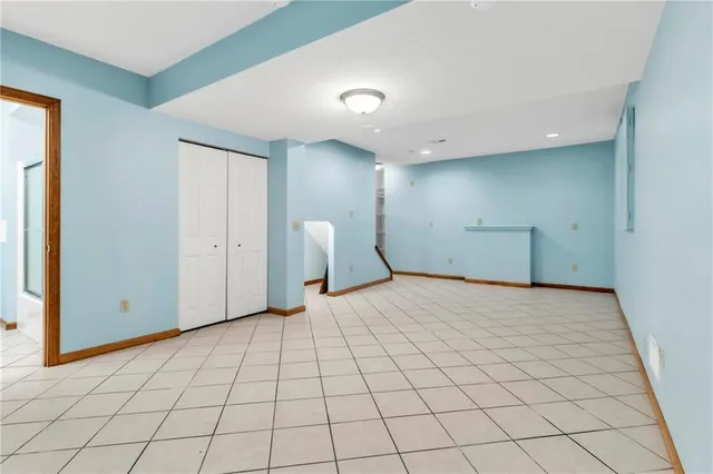 a view of empty room