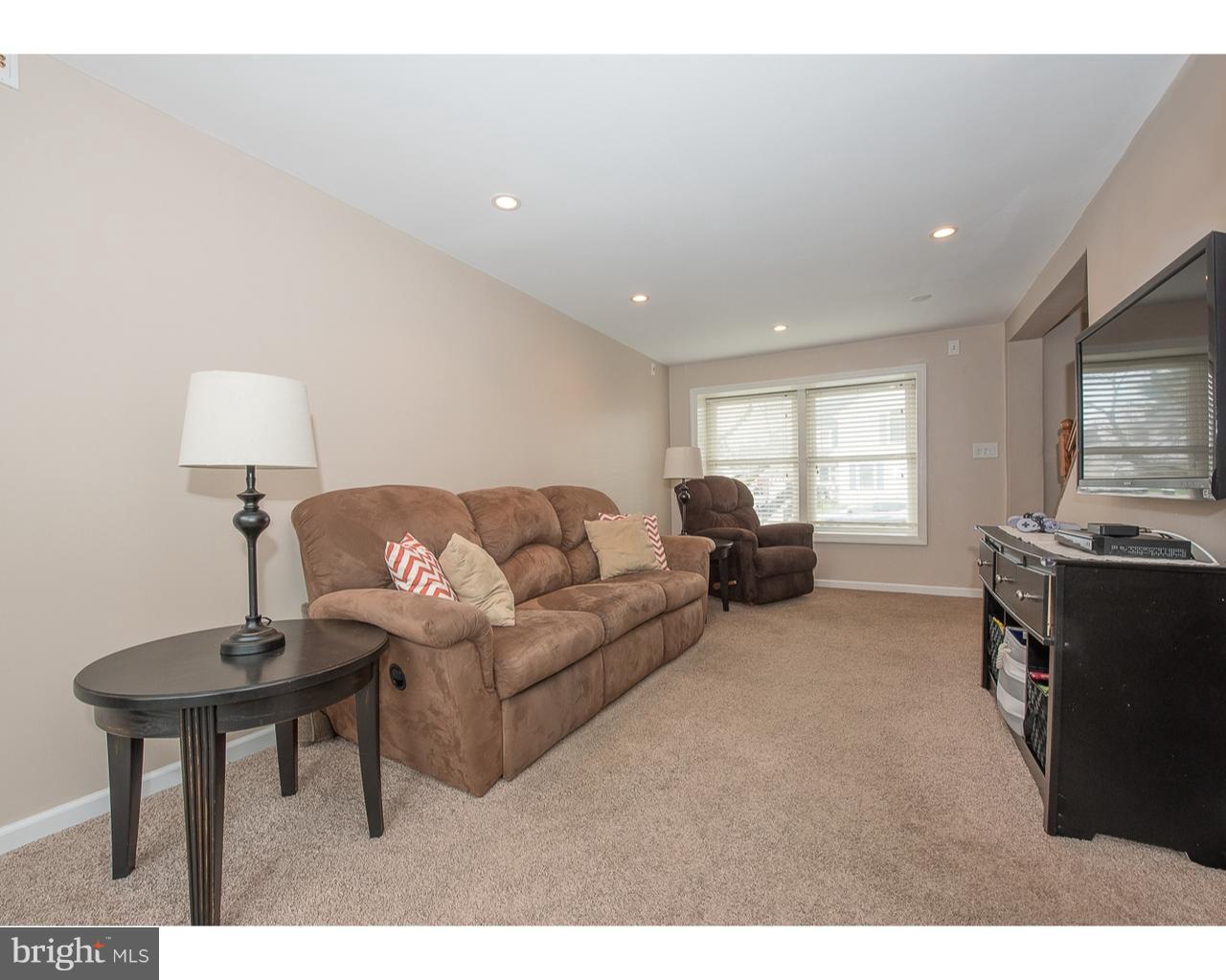 440 Holmes Road Morton, PA 19070 - Photo 10 of 25 Family Room