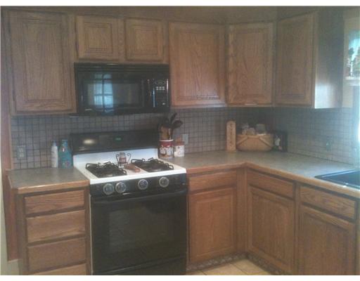 9 Oneida Street Pawtucket, RI 02860 - Photo 7 of 14 Kitchen.
