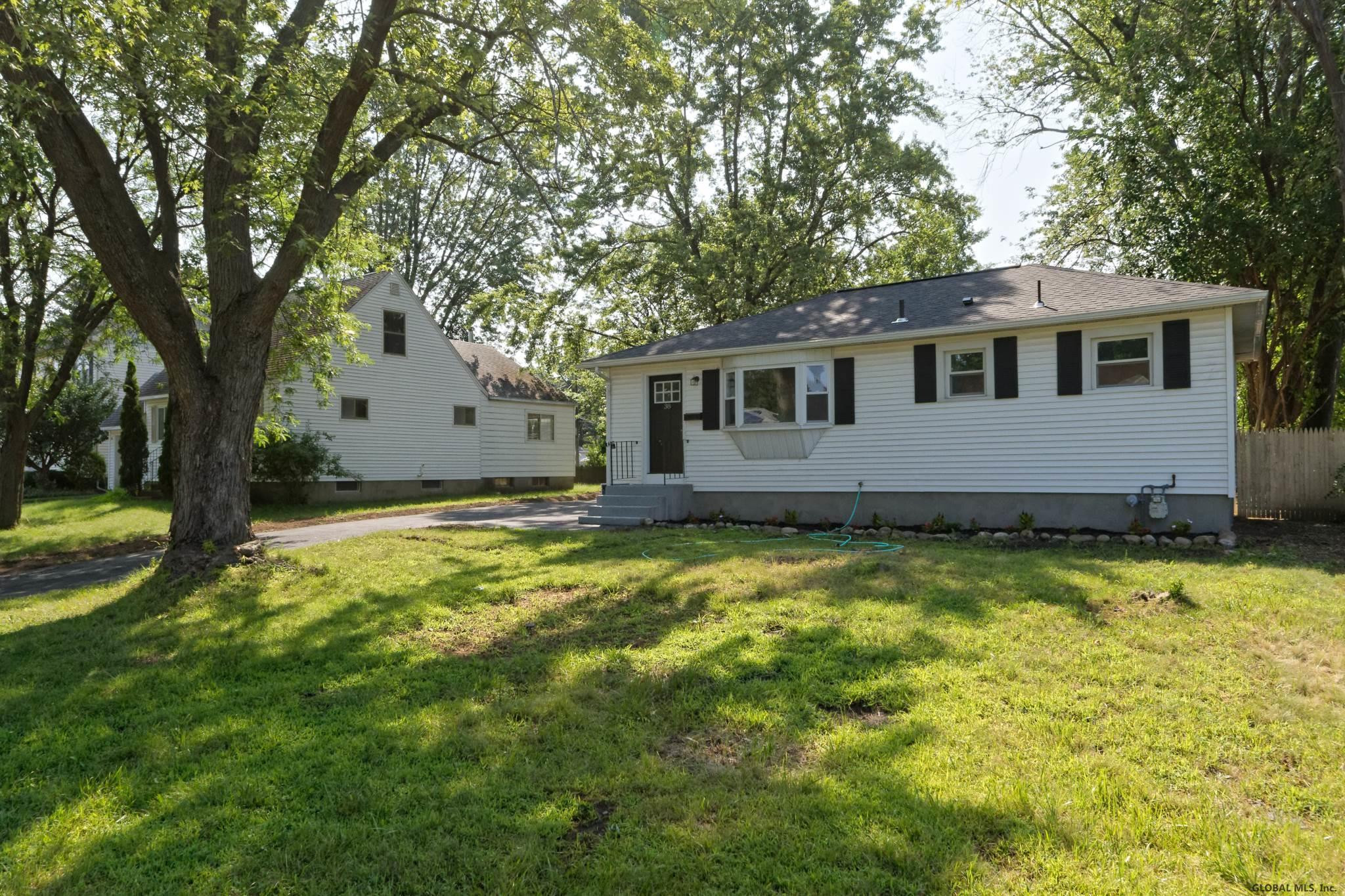38 Tanglewood Road Colonie, NY 12205 - Photo 1 of 28 Photo 1