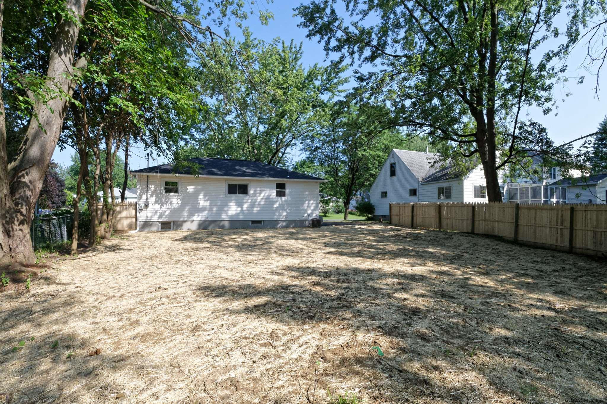 38 Tanglewood Road Colonie, NY 12205 - Photo 25 of 28 Photo 25