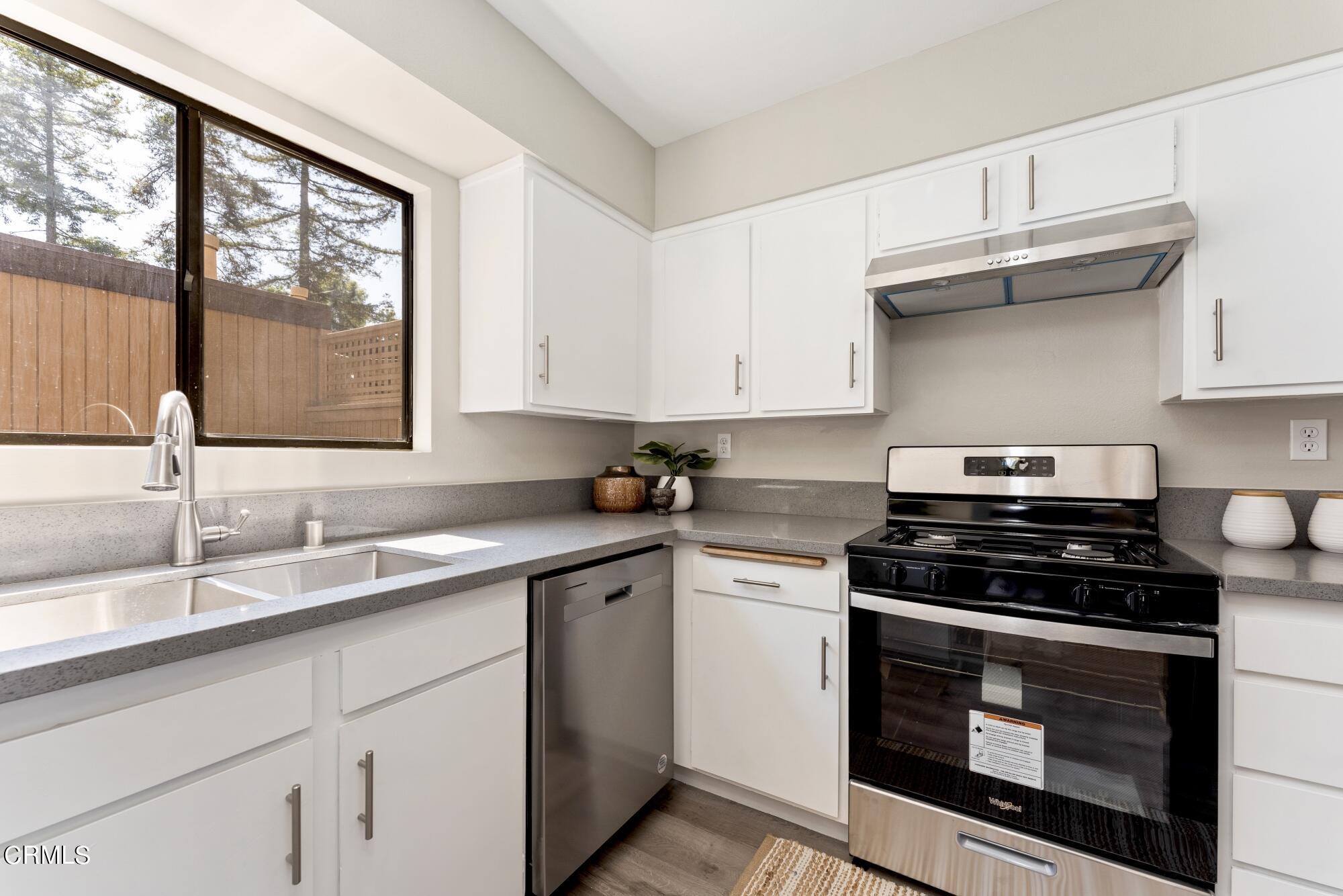 375 West Walnut Street Pasadena, CA 91103 - Photo 12 of 35 375 W Walnut Pasadena_Low Res 012