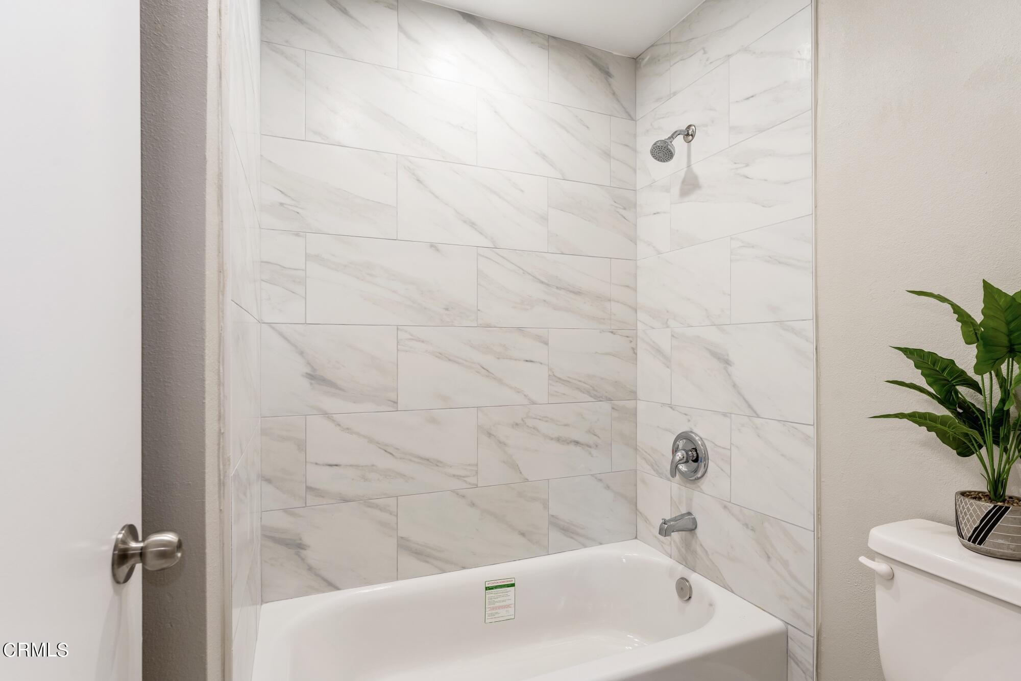 375 West Walnut Street Pasadena, CA 91103 - Photo 30 of 35 375 W Walnut Pasadena_Low Res 030