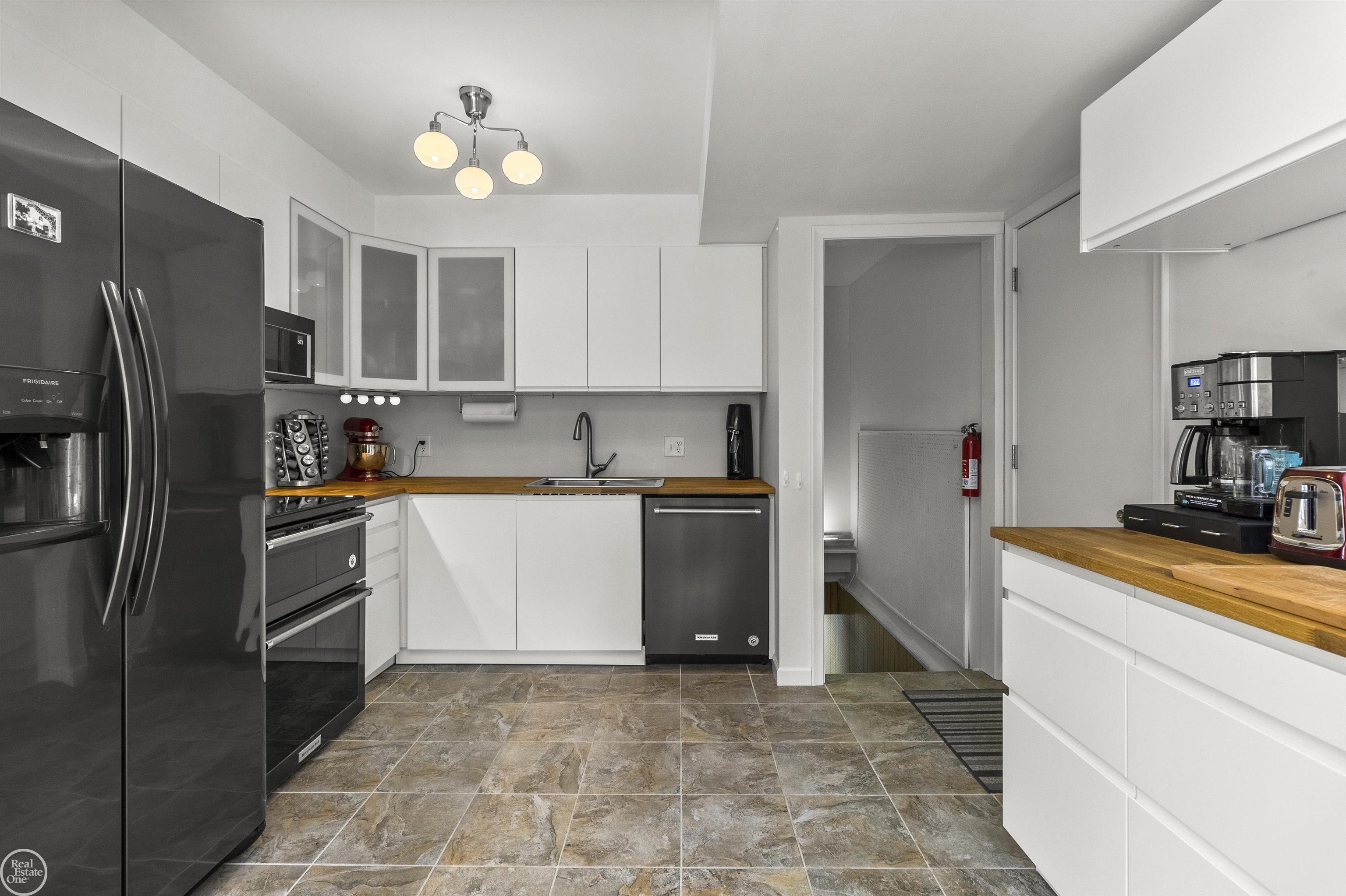 51180 South Foster Road, Unit 21 Chesterfield, MI 48047 - Photo 11 of 46