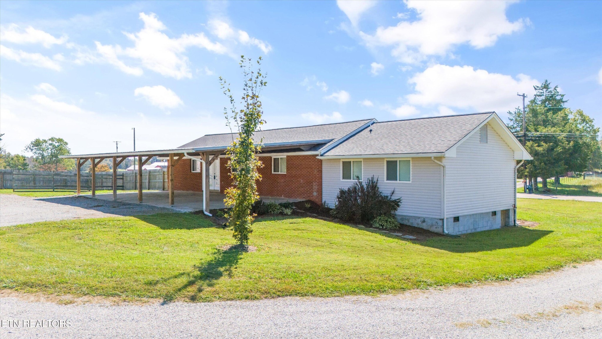 9821 East Emory Road Corryton, TN 37721 - Photo 34 of 42