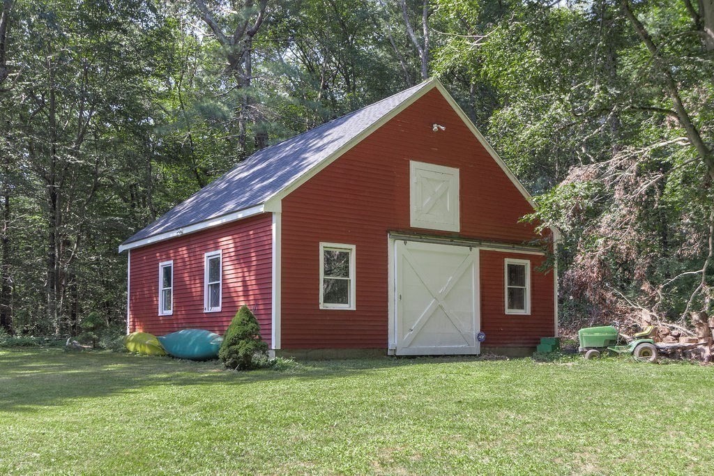 91 Bogastow Brook Road Sherborn, MA 01770 - Photo 28 of 41