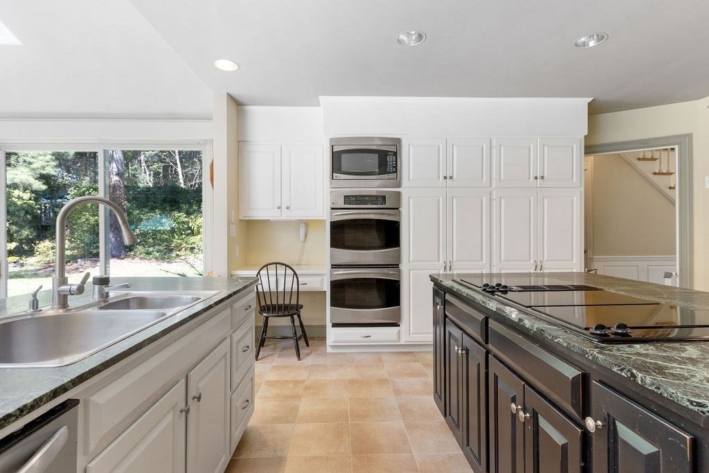 91 Bogastow Brook Road Sherborn, MA 01770 - Photo 5 of 41