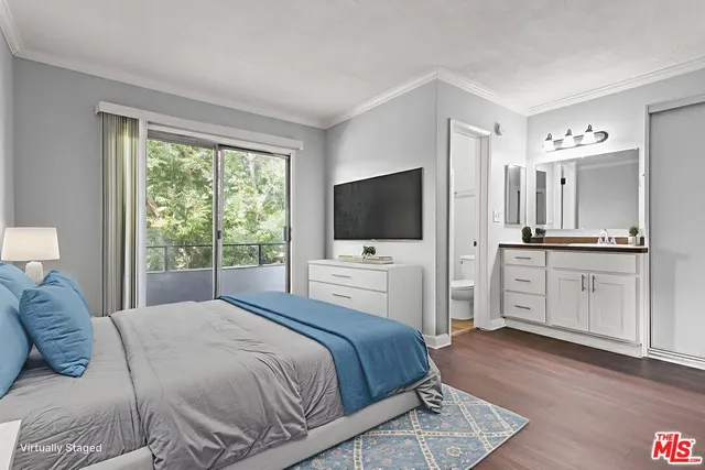 $1,895 | 5555 Carlton Way, Unit 12, Los Angeles, CA 90028