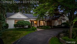 4154 Nearbrook Road Bloomfield Hills, MI 48302 - Photo 1 of 47