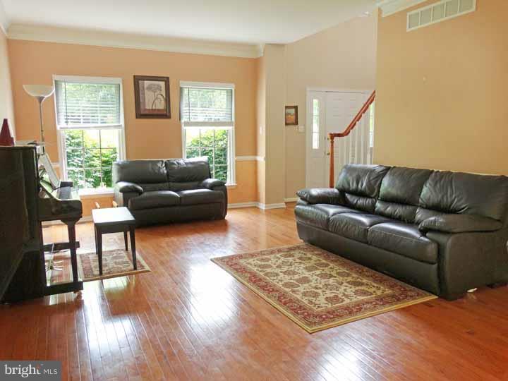 1013 Redtail Road Audubon, PA 19403 - Photo 2 of 25 Gallery Image 2