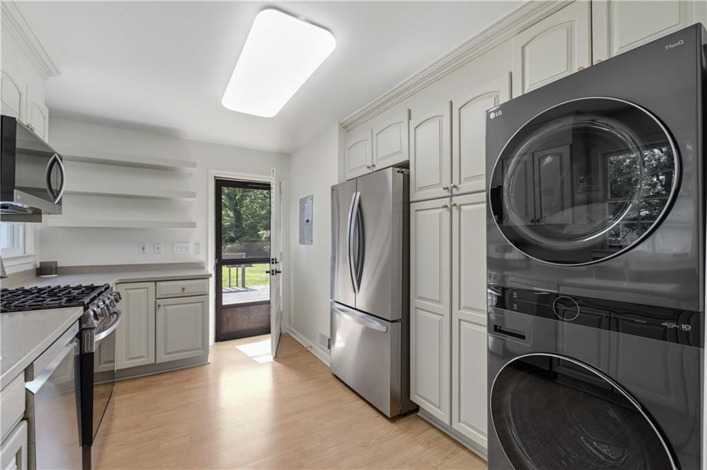 835 Alberson Court Decatur, GA 30033 - Photo 18 of 51