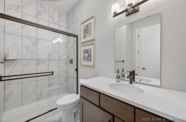 $795,000 | 1045 Topsider Lane, Unit 515, Osage Beach, MO 65065