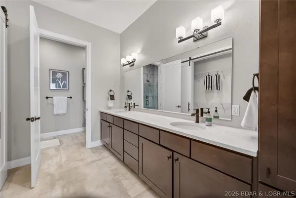 $795,000 | 1045 Topsider Lane, Unit 515, Osage Beach, MO 65065