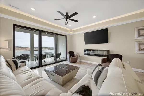 $795,000 | 1045 Topsider Lane, Unit 515, Osage Beach, MO 65065
