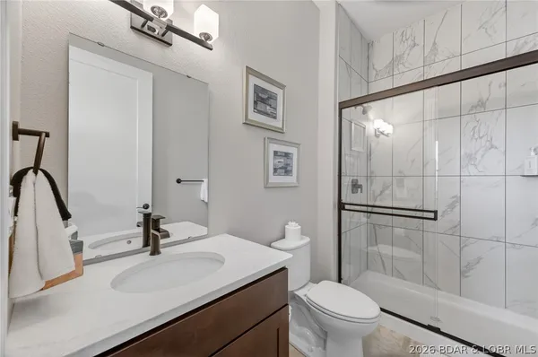 $795,000 | 1045 Topsider Lane, Unit 515, Osage Beach, MO 65065