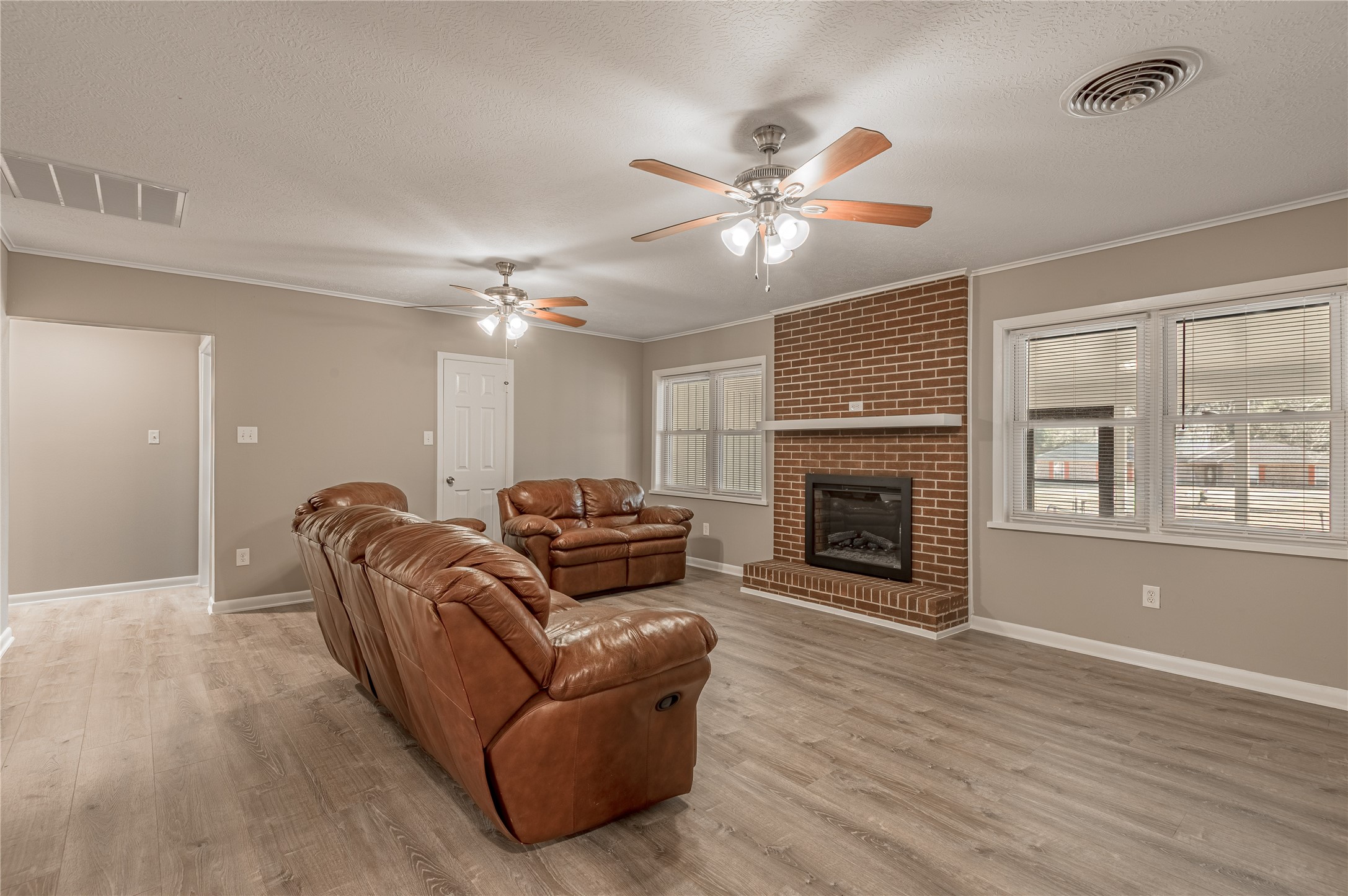2201 Badger Lane Huntsville, TX 77320 - Photo 17 of 33