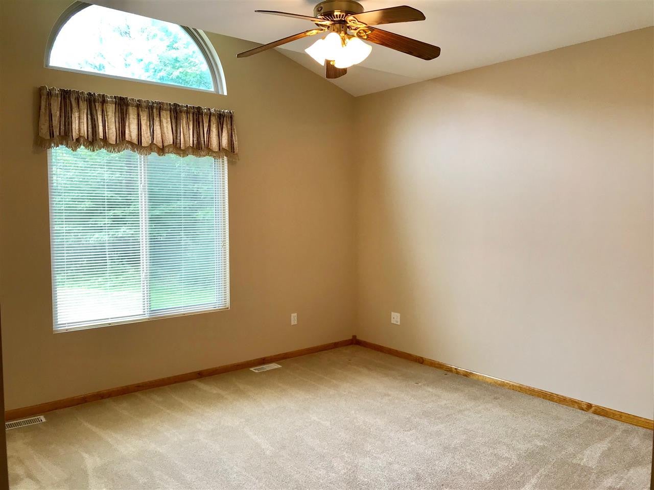 9095 Murphy Road Roscommon, MI 48653 - Photo 16 of 22 Gallery Image 16