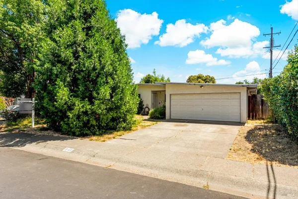 $475,000 | 341 Grape Street, Vacaville, CA 95688