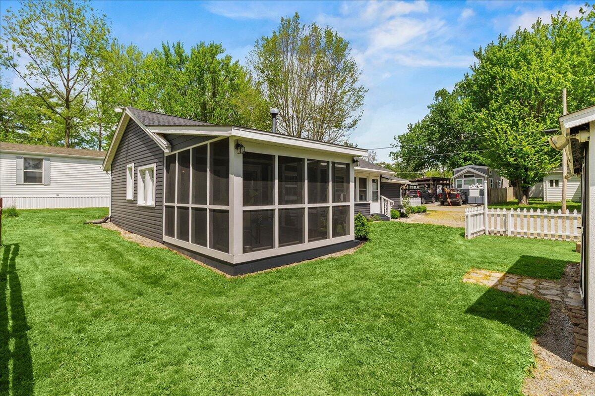 11153 Tecumseh Path Lakeview, OH 43331 - Photo 32 of 54
