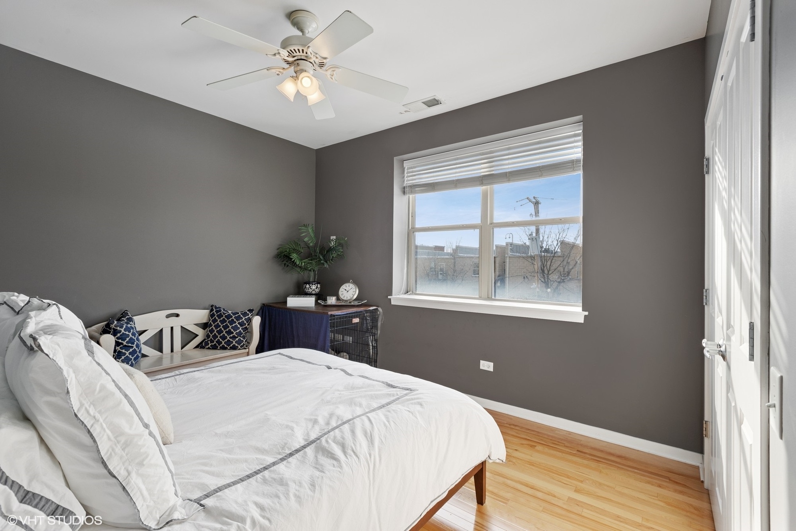 1016 South Racine Avenue, Unit 301 Chicago, IL 60607 - Photo 11 of 25