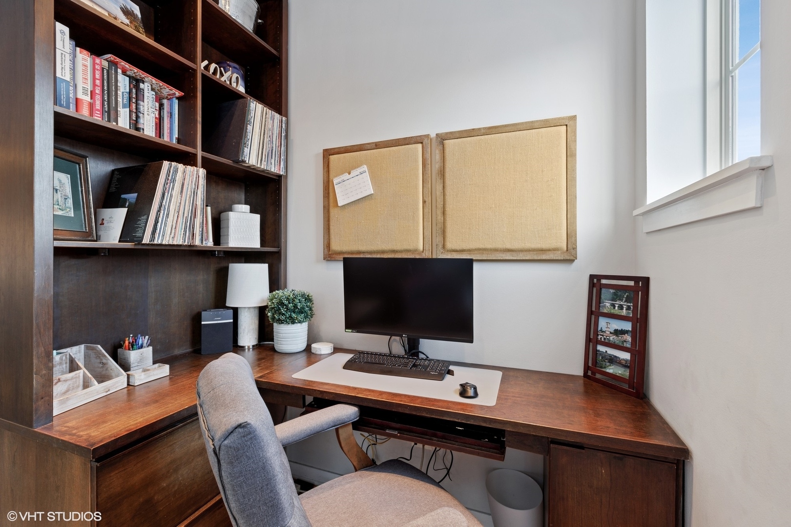 1016 South Racine Avenue, Unit 301 Chicago, IL 60607 - Photo 16 of 25