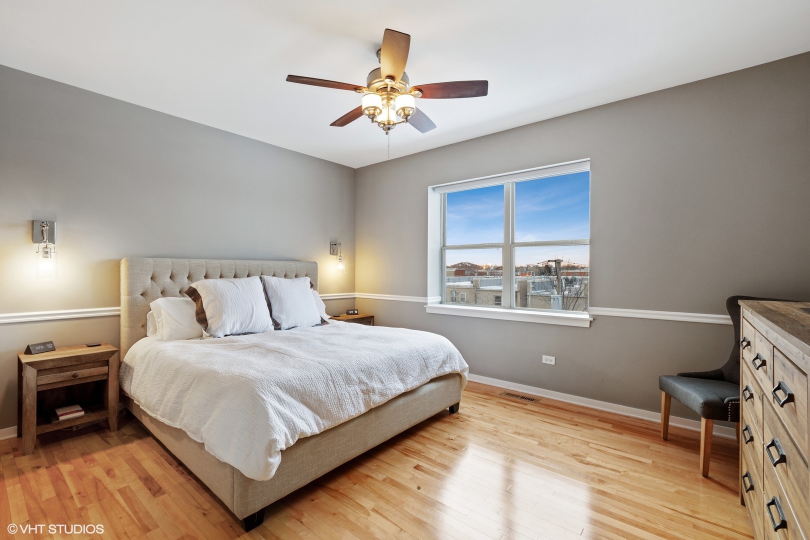 1016 South Racine Avenue, Unit 301 Chicago, IL 60607 - Photo 17 of 25