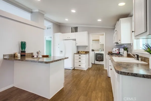 $305,000 | 3909 Reche Road, Unit 185, Fallbrook, CA 92028