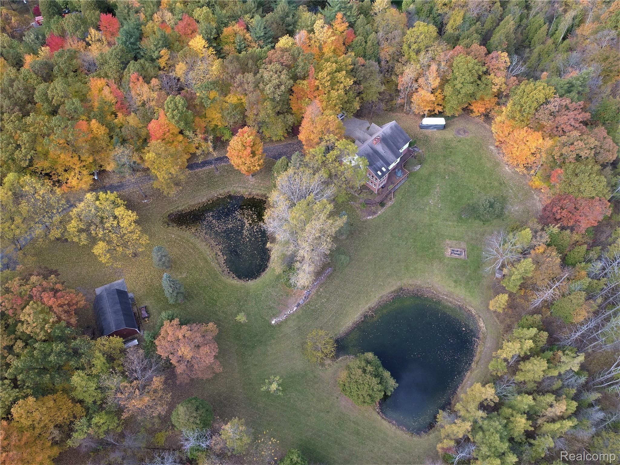 3485 East Sutton Road Dryden, MI 48428 - Photo 57 of 61 Aeriel driveway 2.jpg